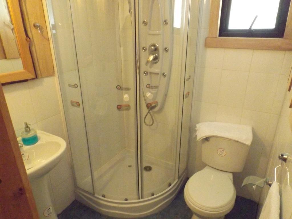 Hostal Los Alamos Нельтуме Экстерьер фото