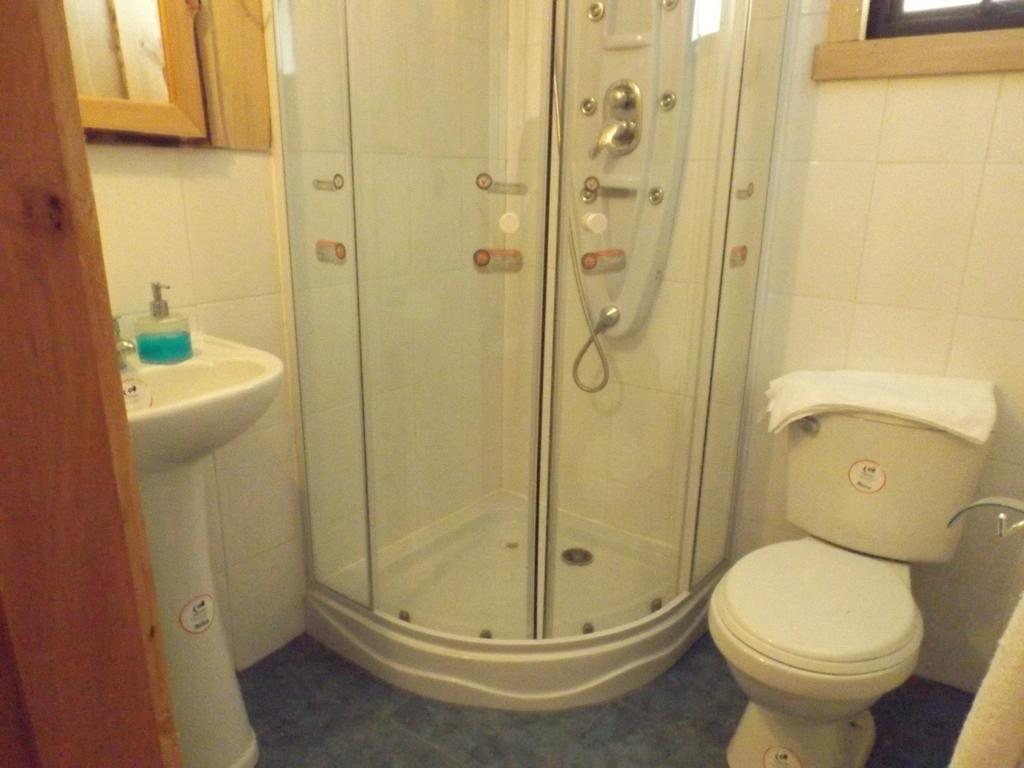 Hostal Los Alamos Нельтуме Экстерьер фото