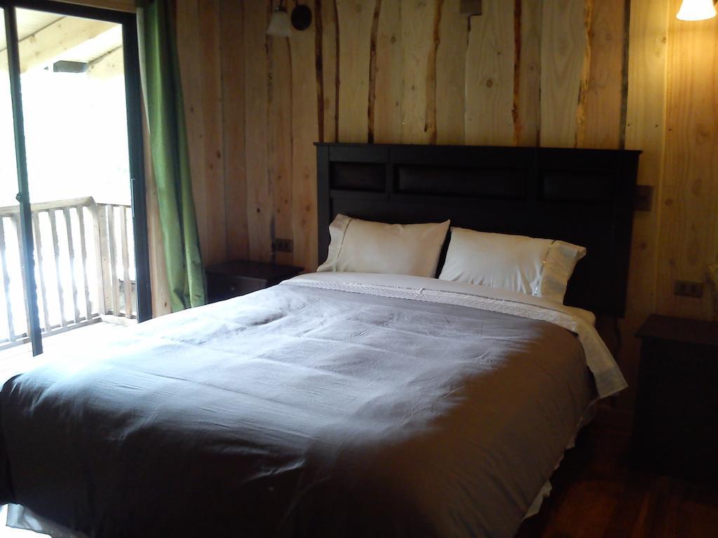 Hostal Los Alamos Нельтуме Экстерьер фото