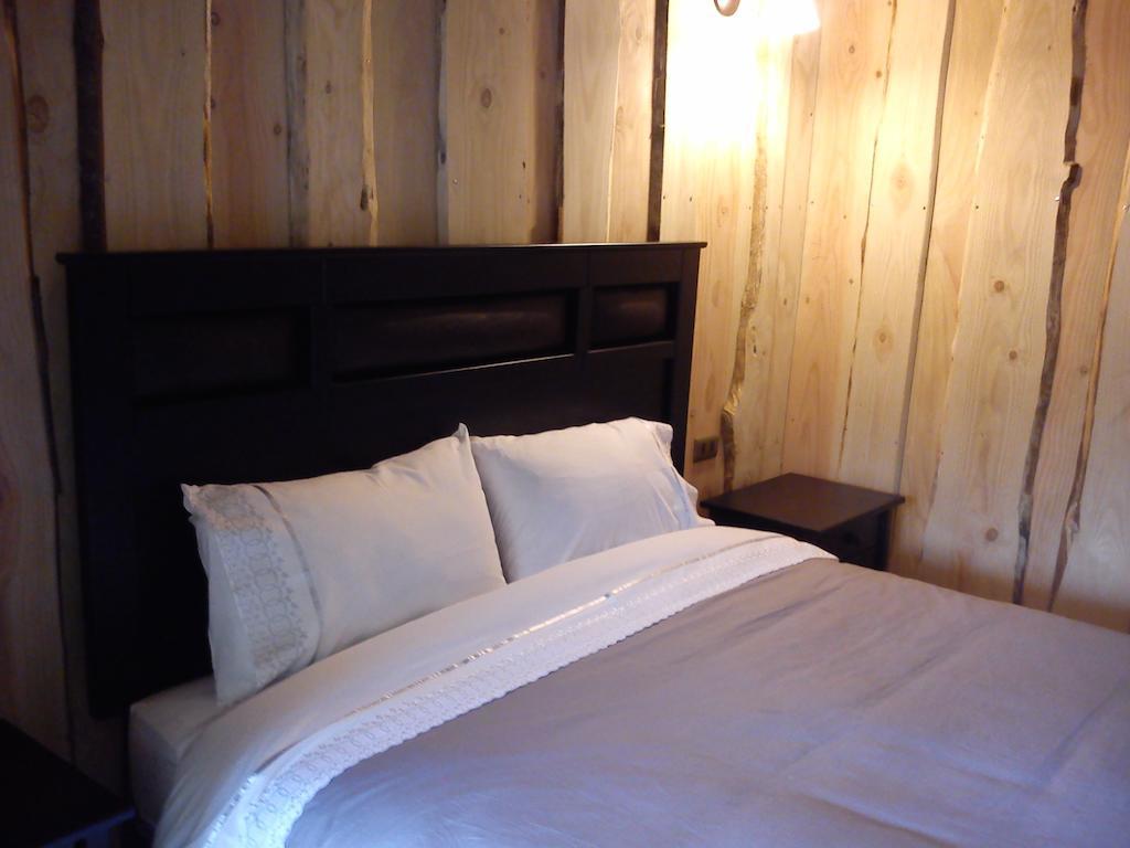 Hostal Los Alamos Нельтуме Номер фото